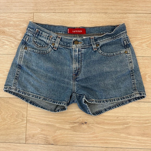 Vintage Levi's Low Slouch Jean Shorts - Size 3 Juniors - Picture 1 of 3